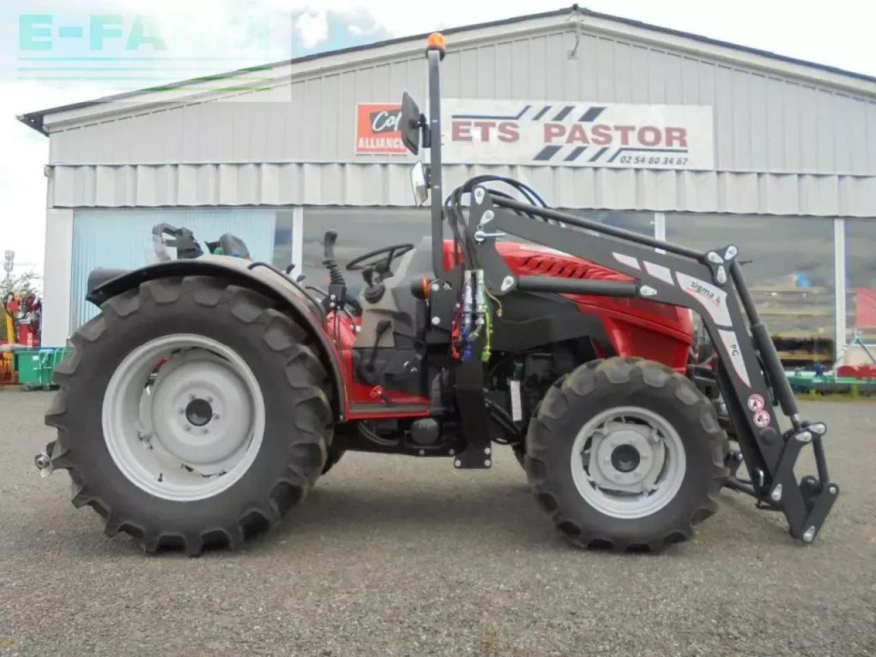 McCormick x2-55 - Tractor: foto 1 McCormick x2-55 - Tractor: foto 1