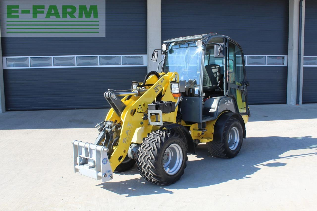 Neuson hoflader wl30 - top zustand - 1970 stunden - Miniexcavadora: foto 1 Neuson hoflader wl30 - top zustand - 1970 stunden - Miniexcavadora: foto 1