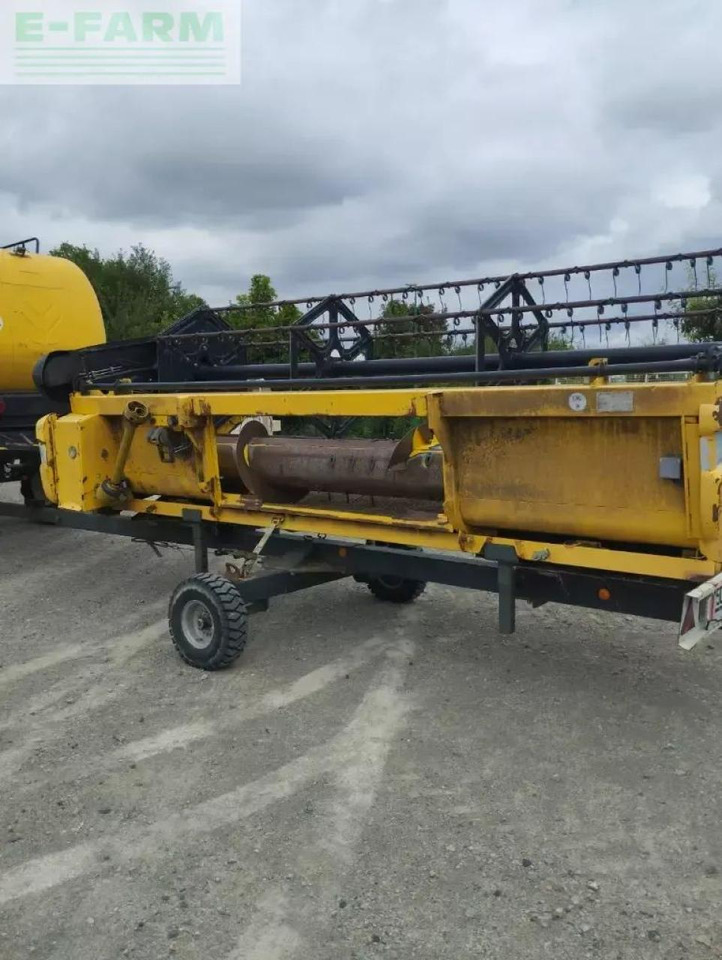 New Holland csx 7050 - Cosechadora de granos: foto 5 New Holland csx 7050 - Cosechadora de granos: foto 5