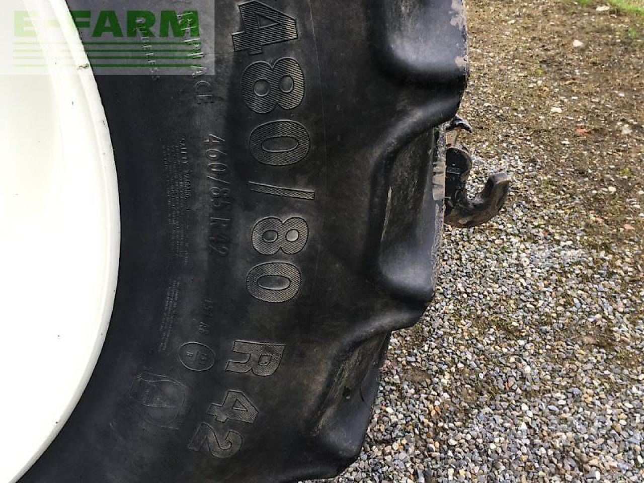 New Holland t 6020 - Tractor: foto 4 New Holland t 6020 - Tractor: foto 4