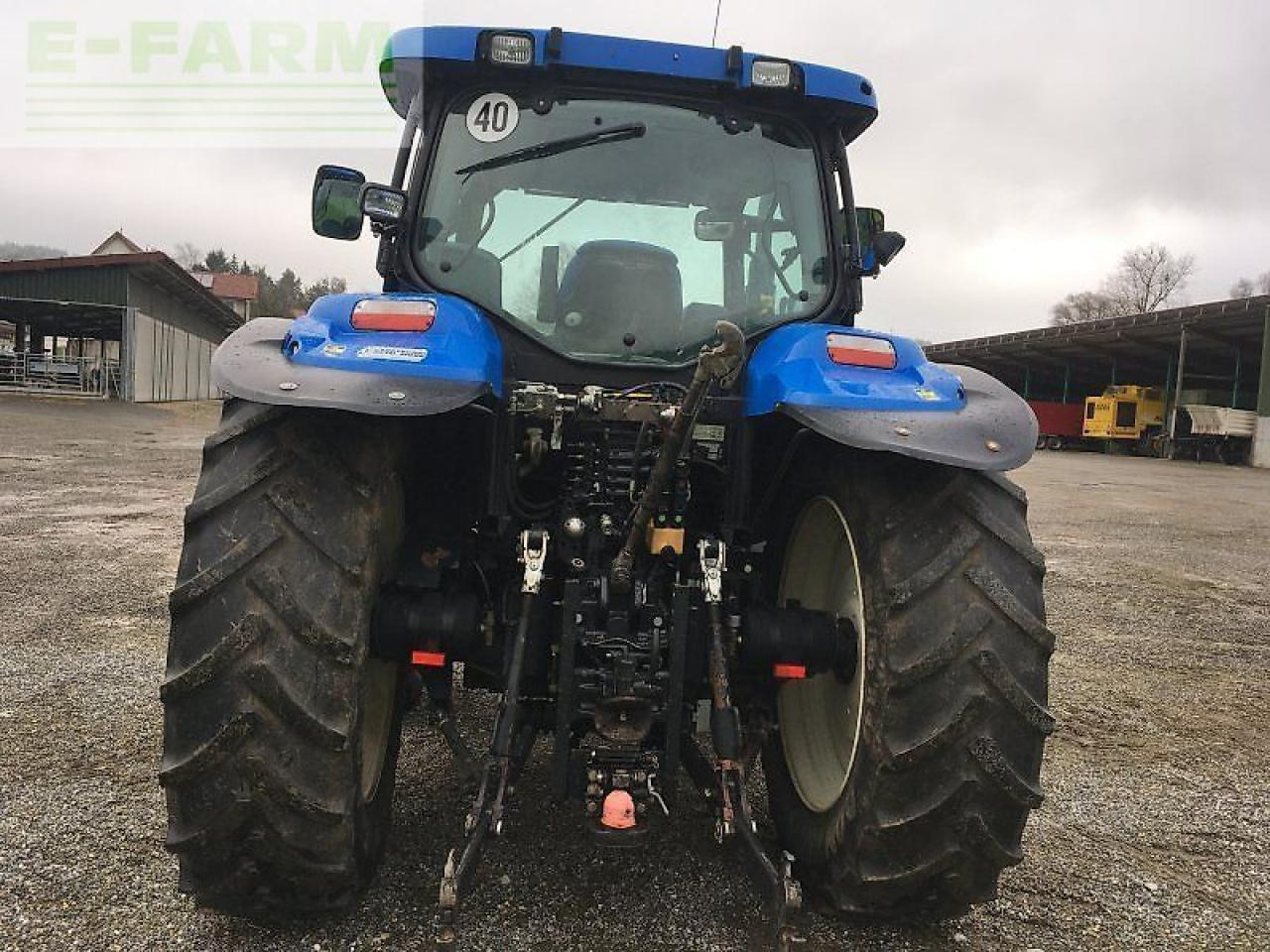 New Holland t 6020 - Tractor: foto 5 New Holland t 6020 - Tractor: foto 5