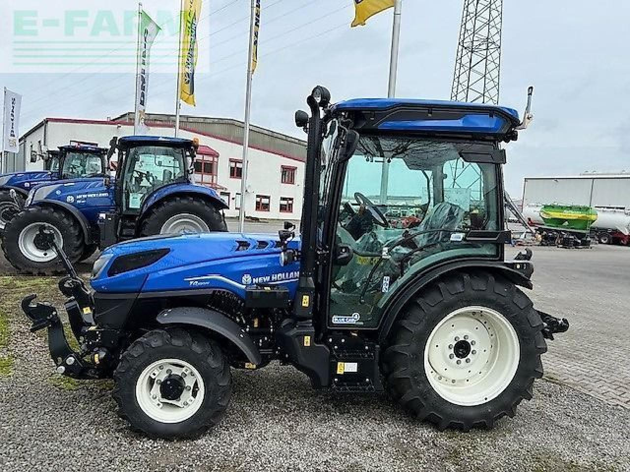 New Holland t4.100 n my19 N - Tractor: foto 2 New Holland t4.100 n my19 N - Tractor: foto 2