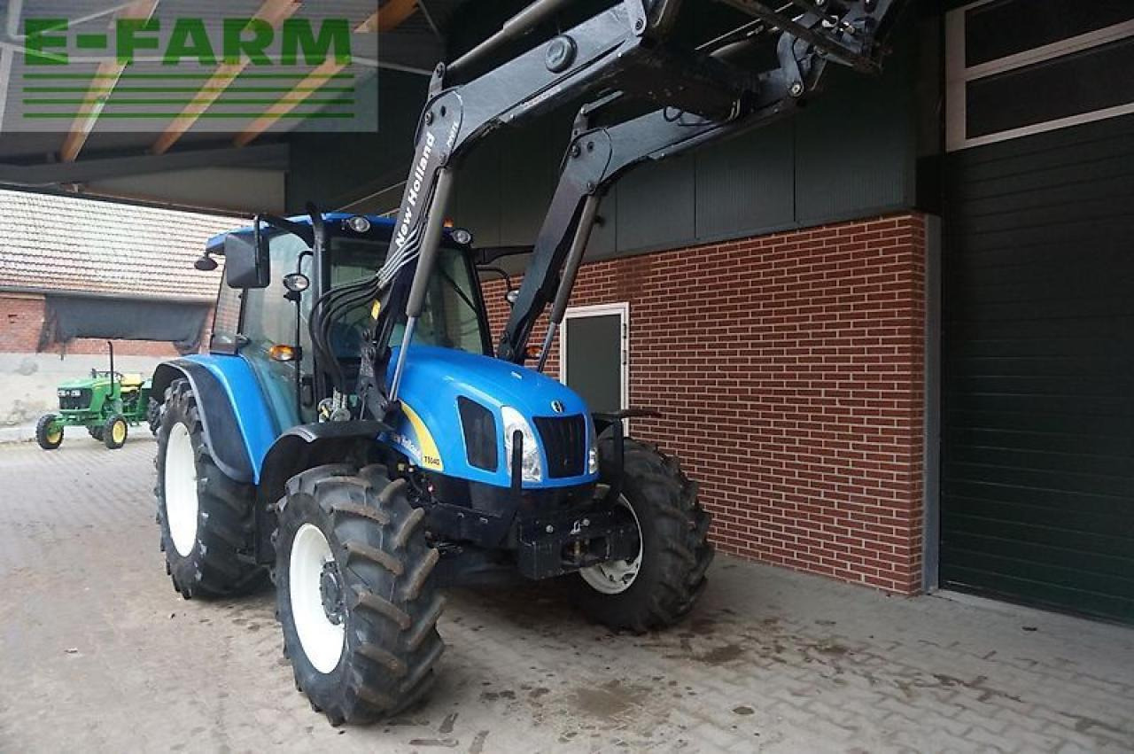 New Holland t5040 nur 860 std. - Tractor: foto 4 New Holland t5040 nur 860 std. - Tractor: foto 4