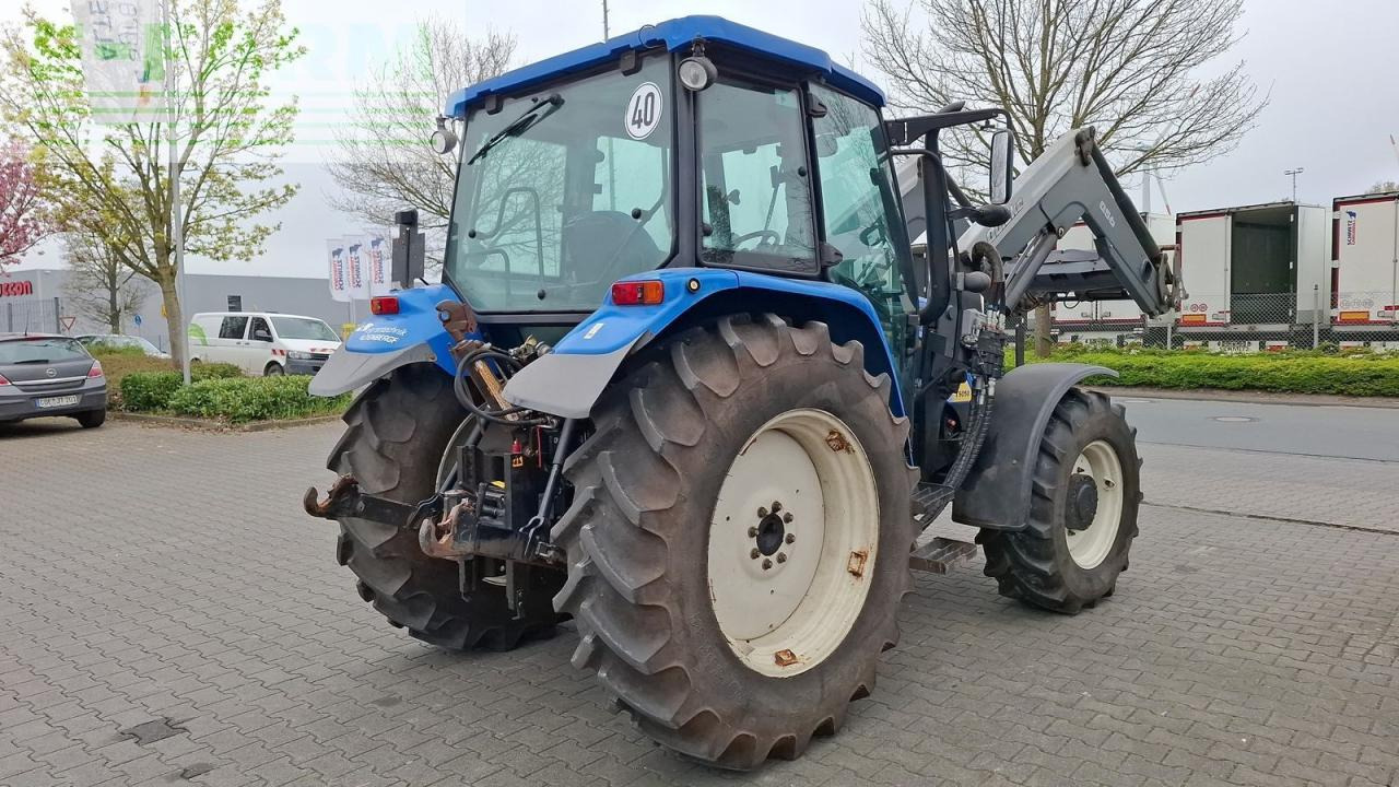 New Holland t5050 - Tractor: foto 5 New Holland t5050 - Tractor: foto 5