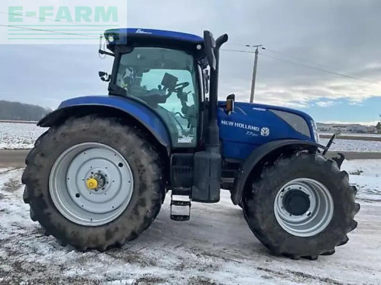 New Holland t7.210 autocommand blue power - Tractor: foto 3 New Holland t7.210 autocommand blue power - Tractor: foto 3