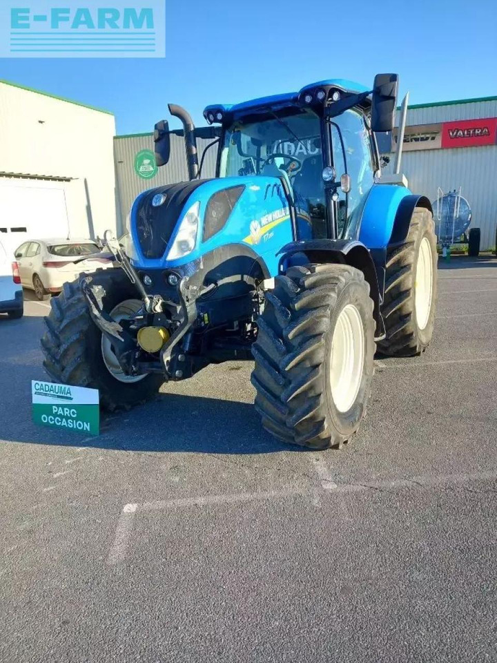 New Holland t7.225 - Tractor: foto 1 New Holland t7.225 - Tractor: foto 1