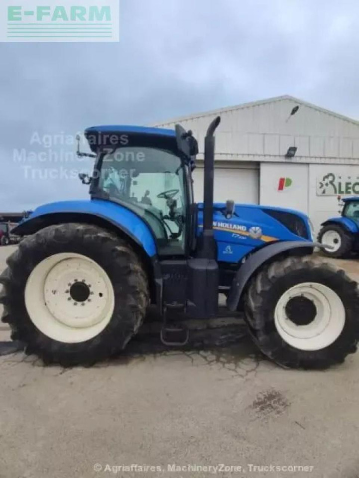 New Holland t7 230 - Tractor: foto 2 New Holland t7 230 - Tractor: foto 2