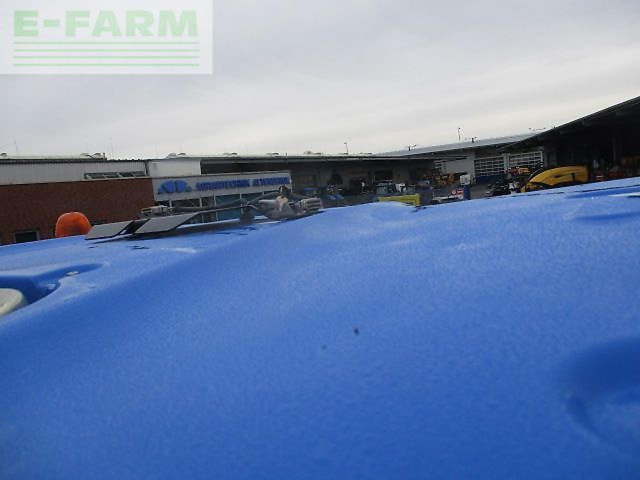 Tractor New Holland t7.230 ac: foto 8 Tractor New Holland t7.230 ac: foto 8