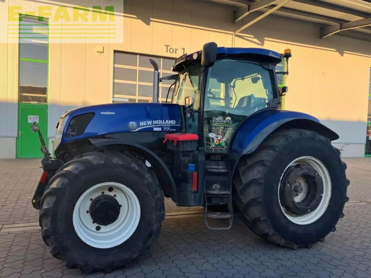 New Holland t7.270 auto command - Tractor: foto 3 New Holland t7.270 auto command - Tractor: foto 3