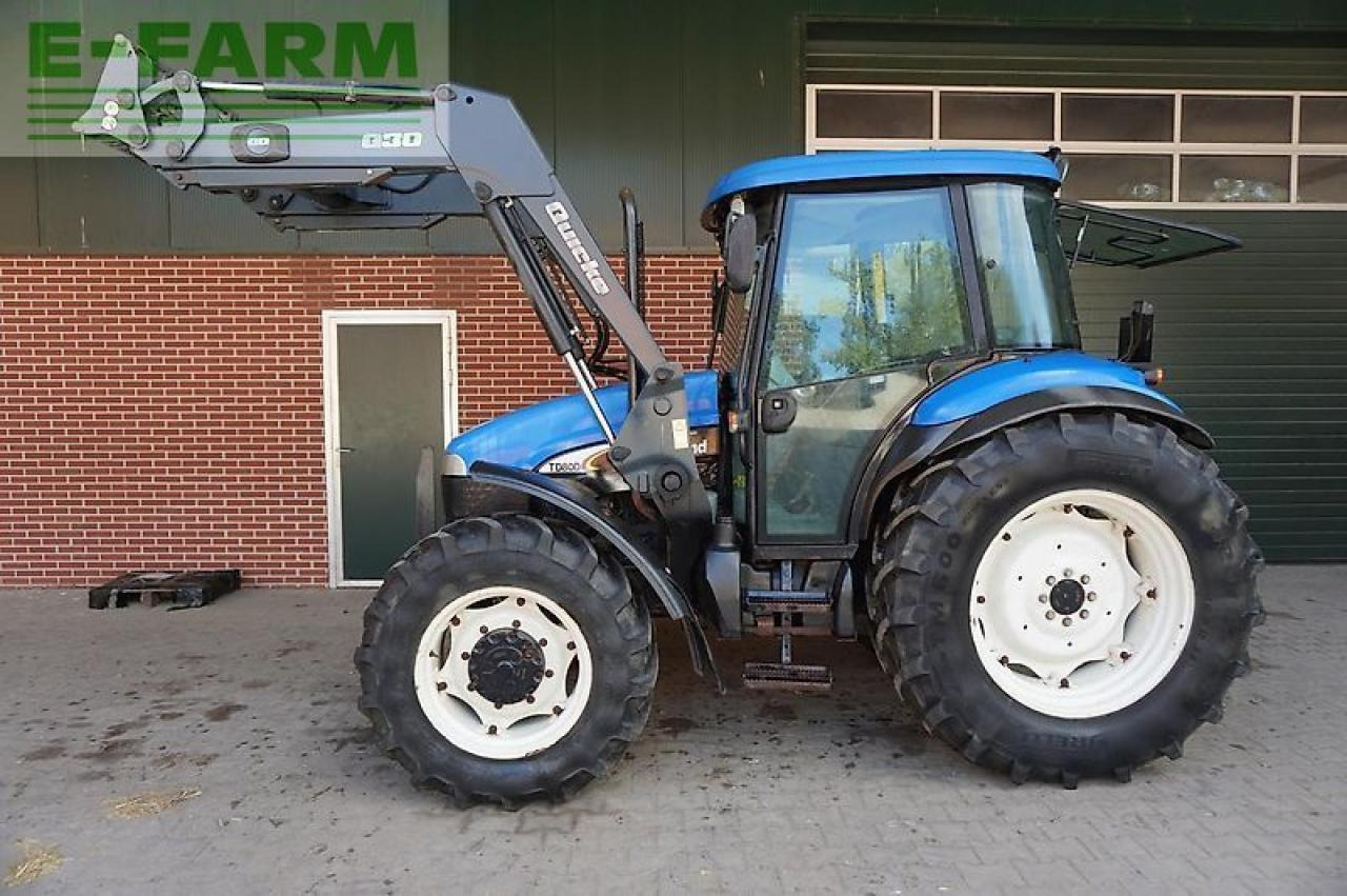 New Holland td80d mit quicke frontlader D - Tractor: foto 4 New Holland td80d mit quicke frontlader D - Tractor: foto 4