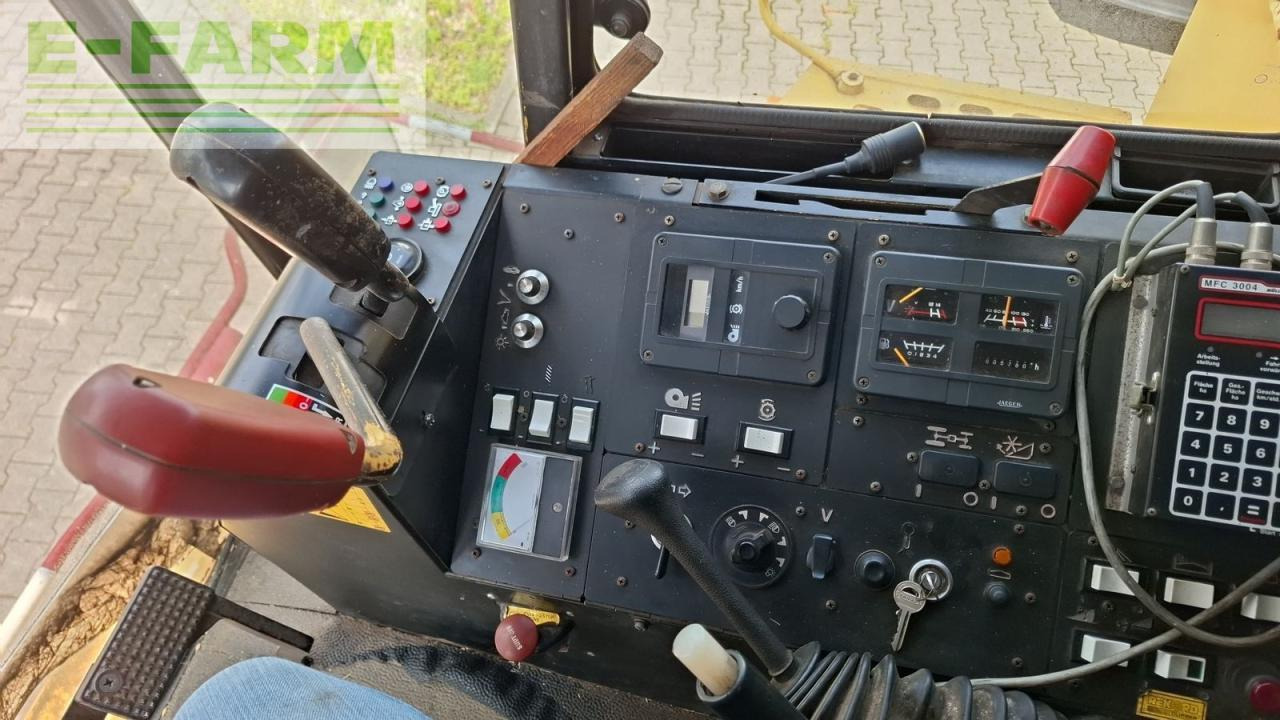 Cosechadora de granos New Holland tx 34 / tx34: foto 7