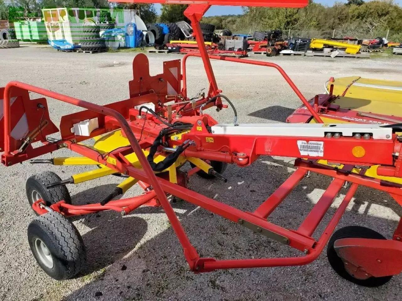 Pöttinger top 611 - Henificadora: foto 4 Pöttinger top 611 - Henificadora: foto 4