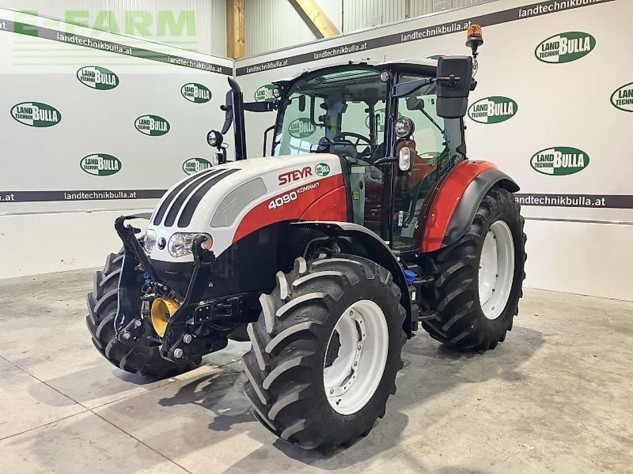 Steyr 4090 kompakt (stage v) - Tractor: foto 1 Steyr 4090 kompakt (stage v) - Tractor: foto 1