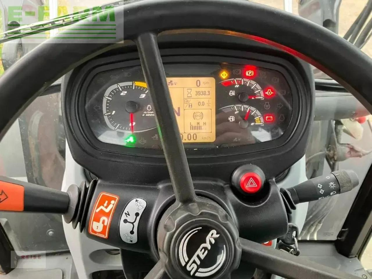 Steyr kompakt 4095 hilo - Tractor: foto 4 Steyr kompakt 4095 hilo - Tractor: foto 4