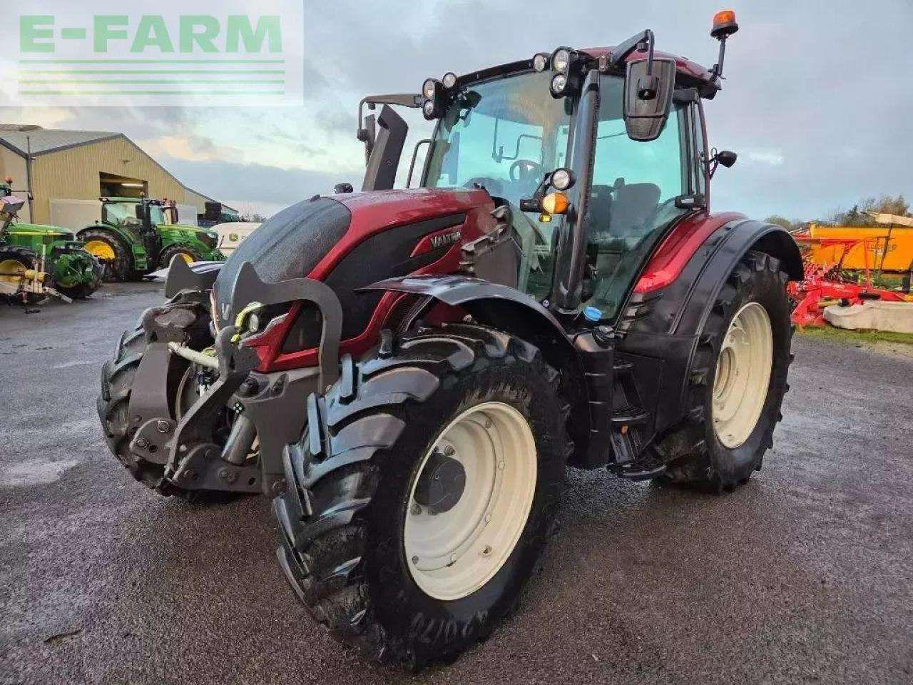 Valtra n135 active Active - Tractor: foto 1 Valtra n135 active Active - Tractor: foto 1