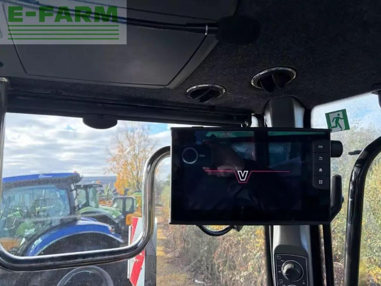 Valtra q305 - Tractor: foto 4 Valtra q305 - Tractor: foto 4