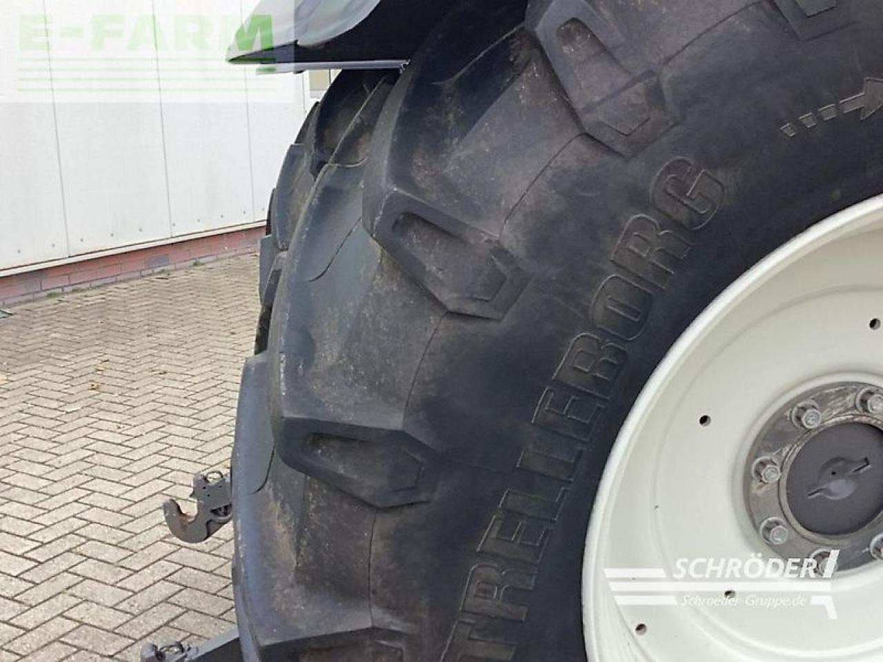 Valtra t 214 d smarttouch - Tractor: foto 5 Valtra t 214 d smarttouch - Tractor: foto 5