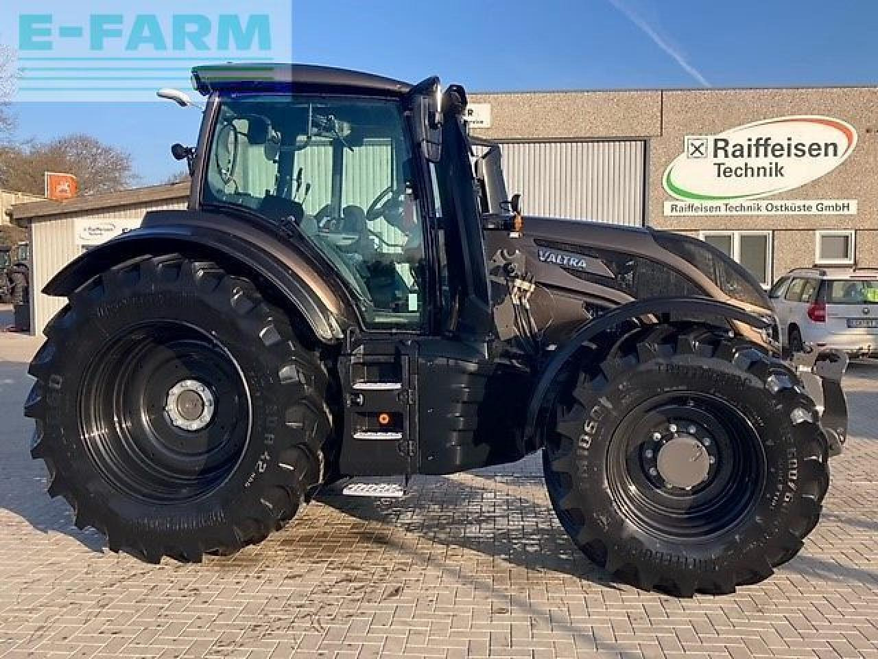 Valtra t215a - Tractor: foto 4 Valtra t215a - Tractor: foto 4