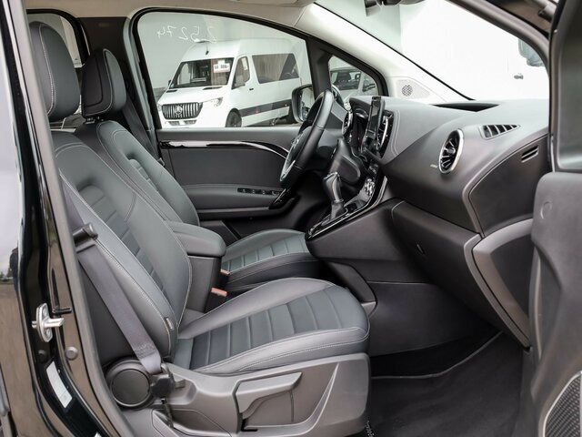 MERCEDES-BENZ EQT 200 Progressive,Navi,LED,Rückfahrkamera... - Furgoneta de pasajeros, Furgoneta eléctrica: foto 3 MERCEDES-BENZ EQT 200 Progressive,Navi,LED,Rückfahrkamera... - Furgoneta de pasajeros, Furgoneta eléctrica: foto 3