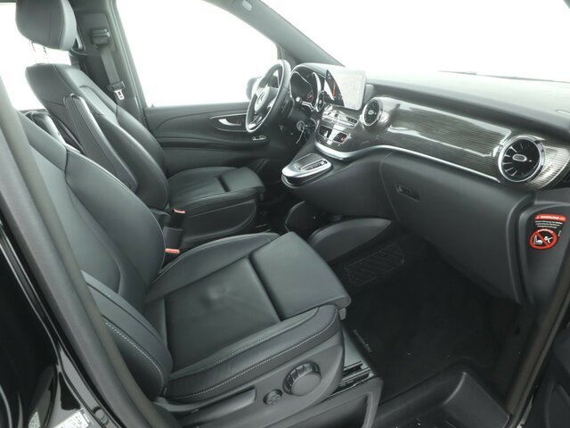 Furgoneta de pasajeros, Furgoneta eléctrica MERCEDES-BENZ EQV 300 Avantgarde Line,lang,7Sitze,2xKlima,LED...: foto 16 Furgoneta de pasajeros, Furgoneta eléctrica MERCEDES-BENZ EQV 300 Avantgarde Line,lang,7Sitze,2xKlima,LED...: foto 16