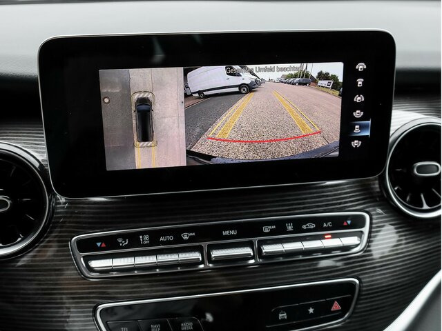 Furgoneta de pasajeros, Furgoneta eléctrica MERCEDES-BENZ EQV 300 Avantgarde Line,lang,7Sitze,2xKlima,LED: foto 10