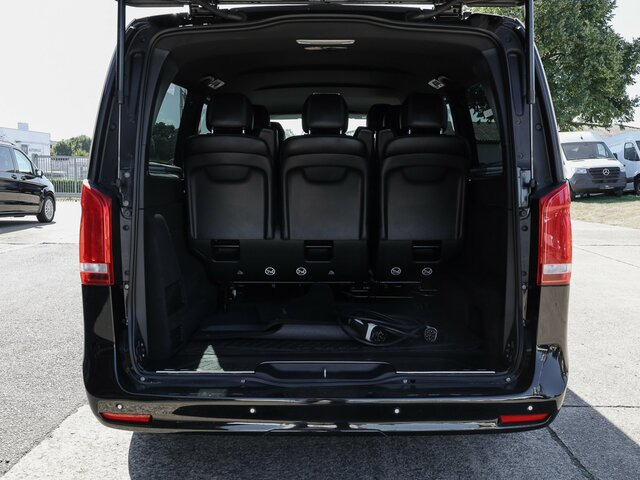 MERCEDES-BENZ EQV 300 Extralang Avantgarde,8-Sitzer,TaxiPaket - Minibús, Autobús eléctrico: foto 2 MERCEDES-BENZ EQV 300 Extralang Avantgarde,8-Sitzer,TaxiPaket - Minibús, Autobús eléctrico: foto 2