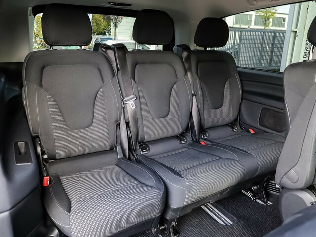 MERCEDES-BENZ EQV 300 lang,7Sitze,Schiebetür elektrisch,LED... - Minibús, Autobús eléctrico: foto 4 MERCEDES-BENZ EQV 300 lang,7Sitze,Schiebetür elektrisch,LED... - Minibús, Autobús eléctrico: foto 4