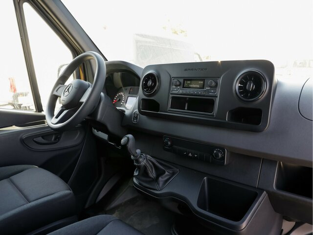 MERCEDES-BENZ Sprinter 311CDI KA,L2H2,Radio DAB,6 Gang - Furgón: foto 5 MERCEDES-BENZ Sprinter 311CDI KA,L2H2,Radio DAB,6 Gang - Furgón: foto 5