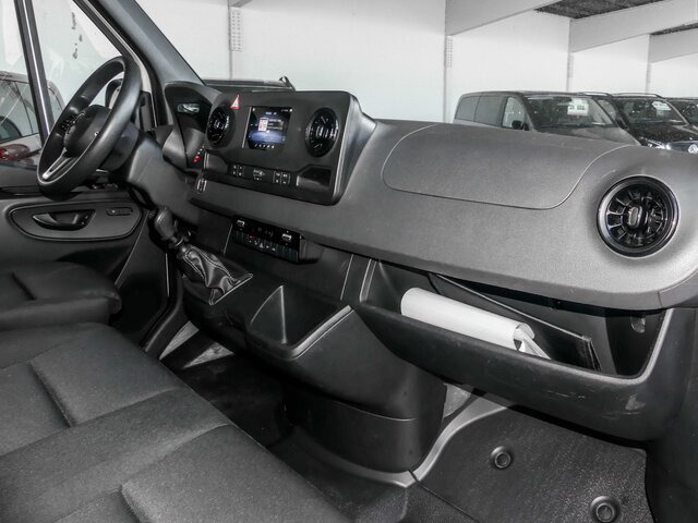 MERCEDES-BENZ Sprinter 315 Maxi,MBUX,Kamera,Tempomat - Furgón: foto 4 MERCEDES-BENZ Sprinter 315 Maxi,MBUX,Kamera,Tempomat - Furgón: foto 4