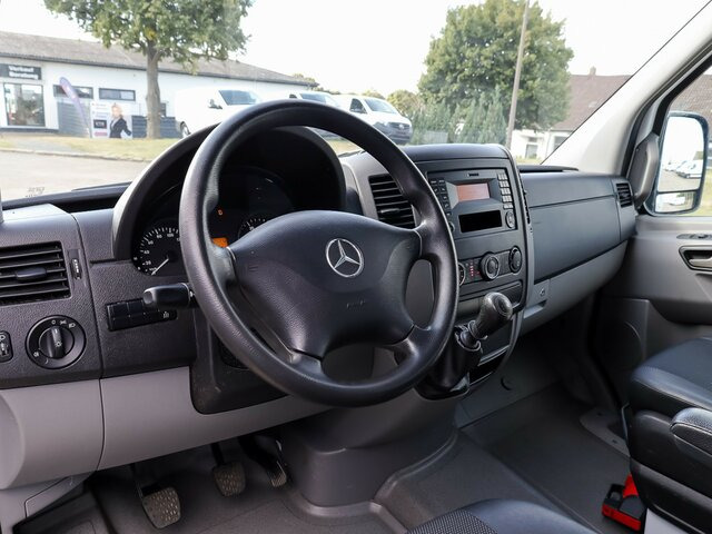 MERCEDES-BENZ Sprinter 316CDI DOKA,Allrad,AHK,Standhzg. - Furgoneta caja abierta, Furgoneta combi: foto 4 MERCEDES-BENZ Sprinter 316CDI DOKA,Allrad,AHK,Standhzg. - Furgoneta caja abierta, Furgoneta combi: foto 4