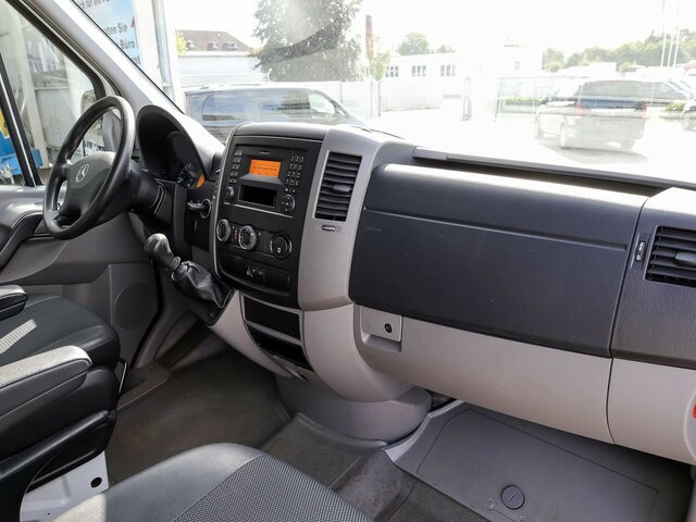 MERCEDES-BENZ Sprinter 316CDI DOKA,Allrad,AHK,Standhzg. - Furgoneta caja abierta, Furgoneta combi: foto 3 MERCEDES-BENZ Sprinter 316CDI DOKA,Allrad,AHK,Standhzg. - Furgoneta caja abierta, Furgoneta combi: foto 3