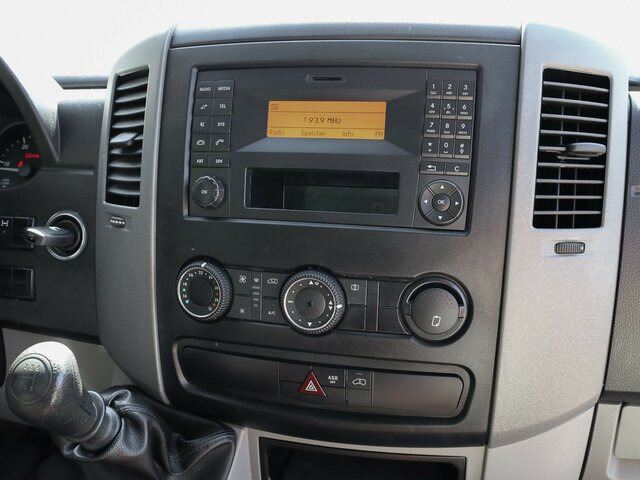 MERCEDES-BENZ Sprinter 316CDI DOKA,Allrad,Klima,Standhzg.... - Furgoneta caja abierta, Furgoneta combi: foto 5 MERCEDES-BENZ Sprinter 316CDI DOKA,Allrad,Klima,Standhzg.... - Furgoneta caja abierta, Furgoneta combi: foto 5