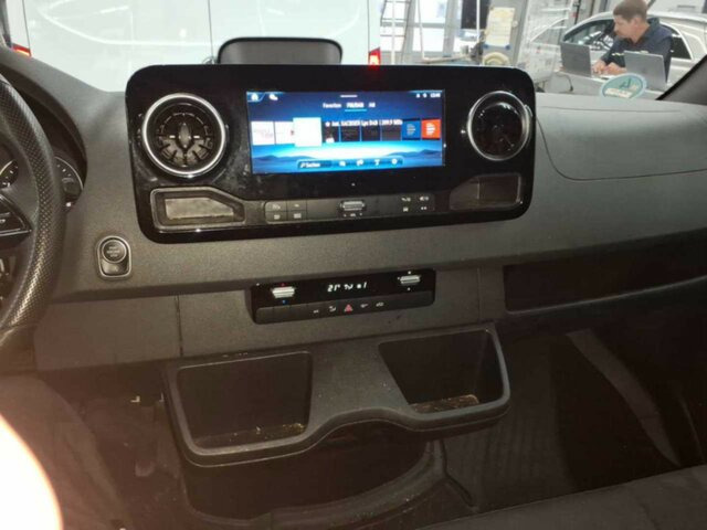 MERCEDES-BENZ Sprinter 317 CDI,3665mm,Automatik,Kamera... - Furgón: foto 3 MERCEDES-BENZ Sprinter 317 CDI,3665mm,Automatik,Kamera... - Furgón: foto 3