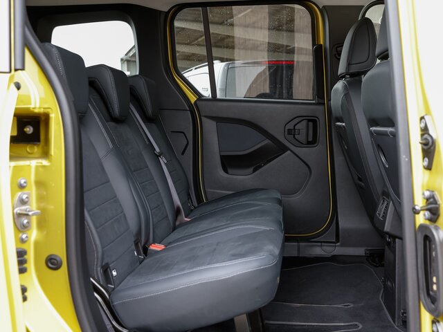 MERCEDES-BENZ T 180 Progressive,MBUX,LED,Navi,Kamera,Tempomat... - Furgoneta de pasajeros: foto 2 MERCEDES-BENZ T 180 Progressive,MBUX,LED,Navi,Kamera,Tempomat... - Furgoneta de pasajeros: foto 2