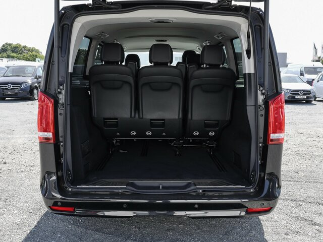 MERCEDES-BENZ V 300 Avantgarde,Extralang,2xSchiebetür el.,AHK... - Furgoneta de pasajeros: foto 2 MERCEDES-BENZ V 300 Avantgarde,Extralang,2xSchiebetür el.,AHK... - Furgoneta de pasajeros: foto 2