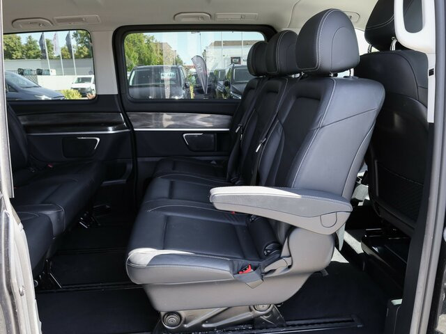 MERCEDES-BENZ V 300 Avantgarde,Extralang,2xSchiebetür el.,AHK... - Furgoneta de pasajeros: foto 5 MERCEDES-BENZ V 300 Avantgarde,Extralang,2xSchiebetür el.,AHK... - Furgoneta de pasajeros: foto 5