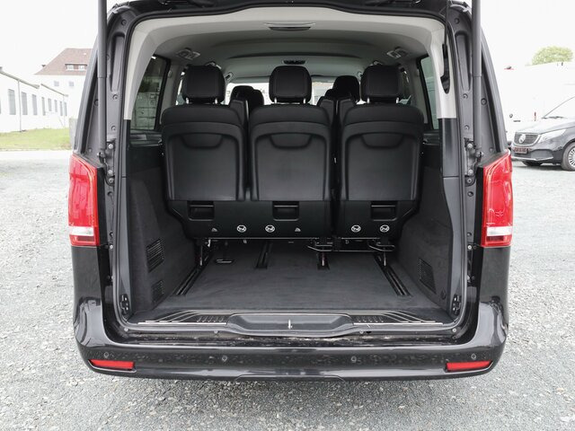 MERCEDES-BENZ V 300 Avantgarde Extralang,2xSchiebetür elektr. - Furgoneta de pasajeros: foto 2 MERCEDES-BENZ V 300 Avantgarde Extralang,2xSchiebetür elektr. - Furgoneta de pasajeros: foto 2