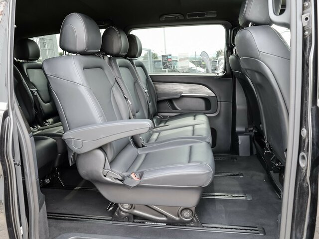 MERCEDES-BENZ V 300 Avantgarde Extralang,Allrad,2Schiebetüren - Minibús, Furgoneta de pasajeros: foto 4 MERCEDES-BENZ V 300 Avantgarde Extralang,Allrad,2Schiebetüren - Minibús, Furgoneta de pasajeros: foto 4