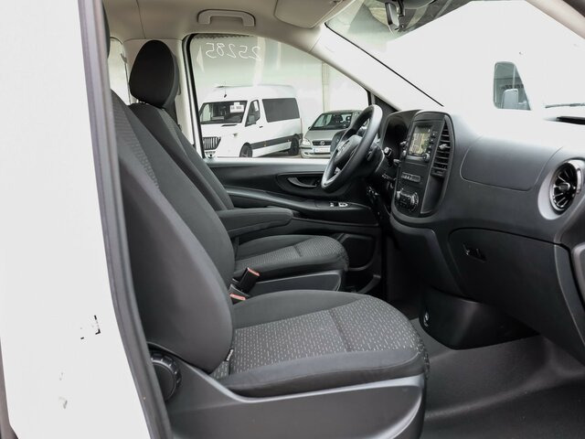 MERCEDES-BENZ Vito 114 TourerPro,Extralang,8Sitzer,Automatik... - Furgoneta de pasajeros: foto 3 MERCEDES-BENZ Vito 114 TourerPro,Extralang,8Sitzer,Automatik... - Furgoneta de pasajeros: foto 3