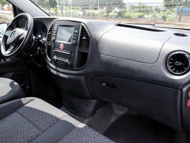 MERCEDES-BENZ Vito 116TourerPro ,Extralang,2xKlima,Kamera,AHK... - Furgoneta de pasajeros: foto 4 MERCEDES-BENZ Vito 116TourerPro ,Extralang,2xKlima,Kamera,AHK... - Furgoneta de pasajeros: foto 4