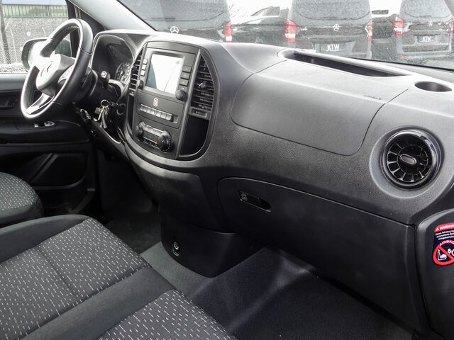 MERCEDES-BENZ Vito 116TourerPro ,Extralang,2xKlima,Kamera,AHK - Furgoneta de pasajeros: foto 4 MERCEDES-BENZ Vito 116TourerPro ,Extralang,2xKlima,Kamera,AHK - Furgoneta de pasajeros: foto 4