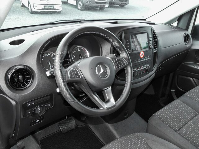 MERCEDES-BENZ Vito 116TourerPro ,Extralang,AMF Rollstuhlrampe... - Furgoneta de pasajeros: foto 3 MERCEDES-BENZ Vito 116TourerPro ,Extralang,AMF Rollstuhlrampe... - Furgoneta de pasajeros: foto 3