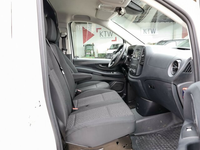 MERCEDES-BENZ eVito 111 KA,lang,Klima,Navi,Kamera,Sitzheizung... - Furgoneta pequeña, Furgoneta eléctrica: foto 3 MERCEDES-BENZ eVito 111 KA,lang,Klima,Navi,Kamera,Sitzheizung... - Furgoneta pequeña, Furgoneta eléctrica: foto 3