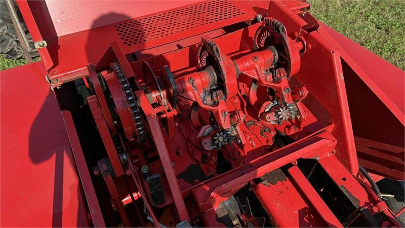 Pomi Mini 100 MF 1839 - Encintadora de pacas: foto 5 Pomi Mini 100 MF 1839 - Encintadora de pacas: foto 5