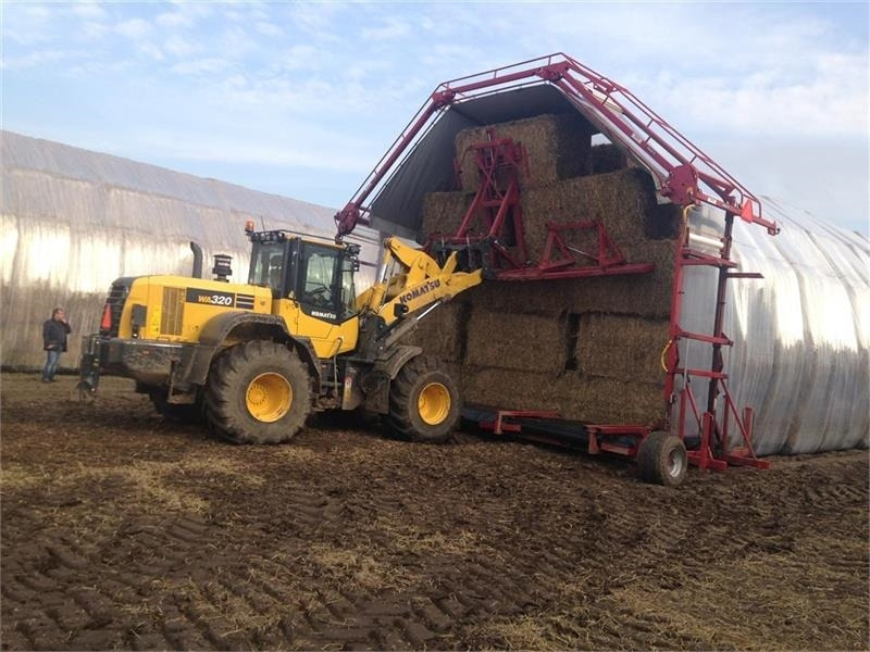 Pomi WRAP 12 Fabriksny - Encintadora de pacas: foto 3 Pomi WRAP 12 Fabriksny - Encintadora de pacas: foto 3