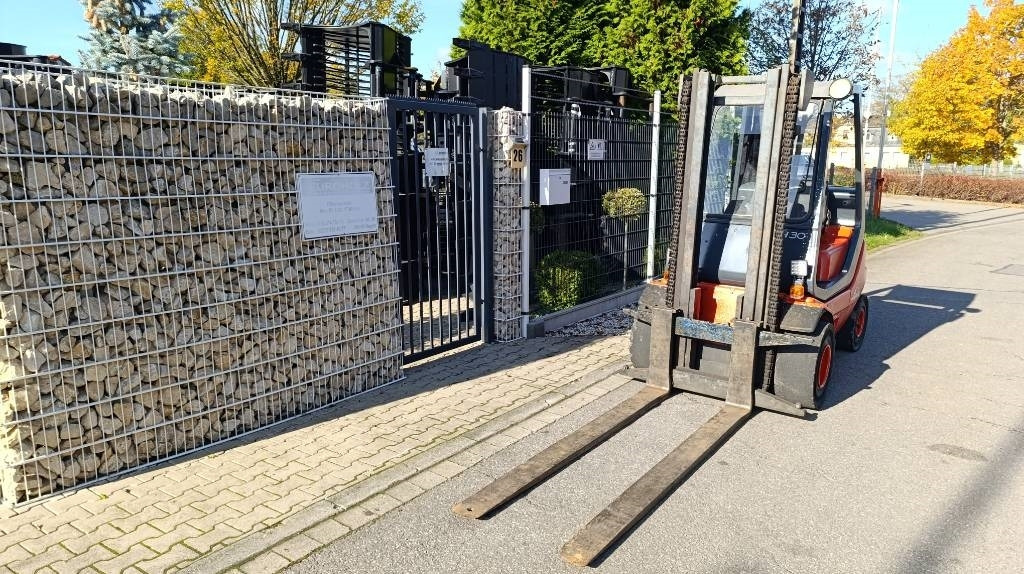 Carretilla elevadora diésel Linde H 30 D, Duplex, Zusatzhydraulik, Palettengabel: foto 11 Carretilla elevadora diésel Linde H 30 D, Duplex, Zusatzhydraulik, Palettengabel: foto 11