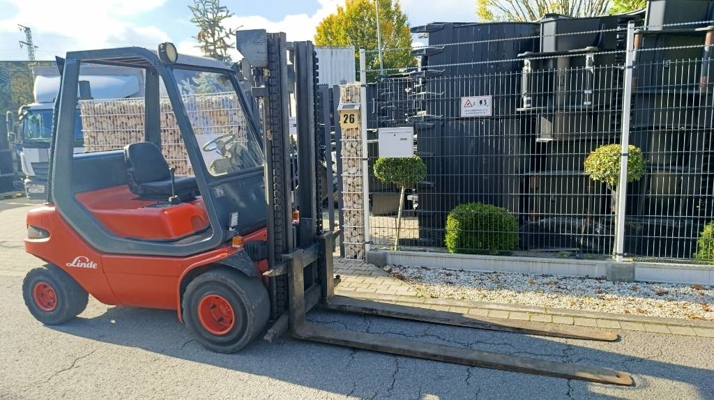 Carretilla elevadora diésel Linde H 30 D, Duplex, Zusatzhydraulik, Palettengabel: foto 17 Carretilla elevadora diésel Linde H 30 D, Duplex, Zusatzhydraulik, Palettengabel: foto 17