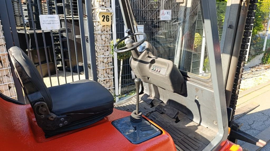 Carretilla elevadora diésel Linde H 30 D, Duplex, Zusatzhydraulik, Palettengabel: foto 18 Carretilla elevadora diésel Linde H 30 D, Duplex, Zusatzhydraulik, Palettengabel: foto 18