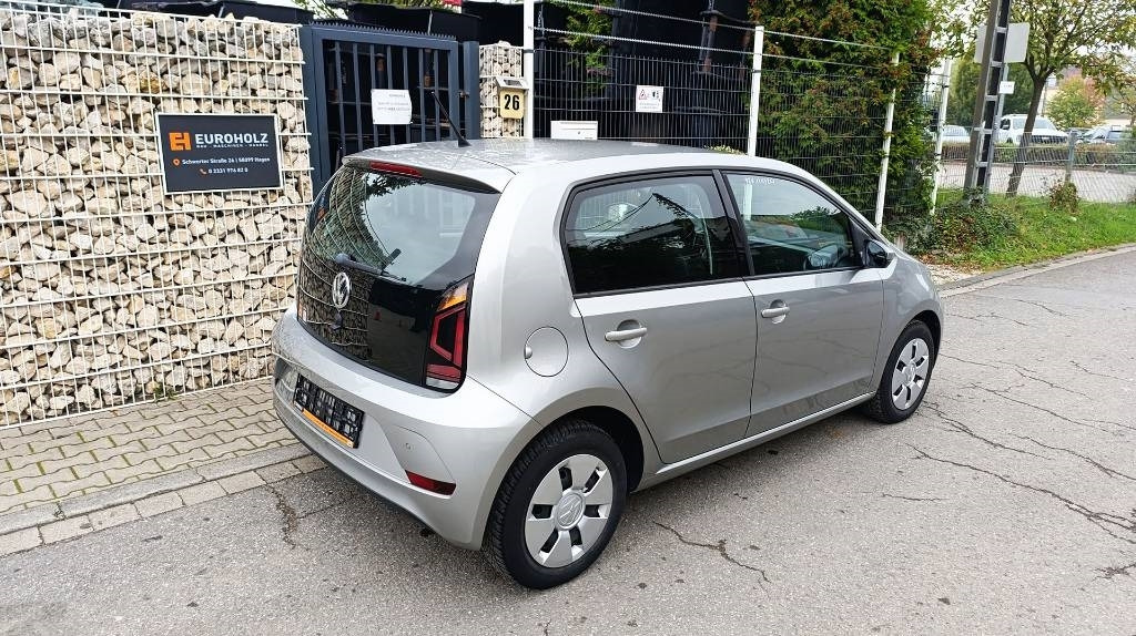 Volkswagen Up 1.0, nur 62tkm, 1. Hand, scheckheftgepflegt - Coche: foto 4 Volkswagen Up 1.0, nur 62tkm, 1. Hand, scheckheftgepflegt - Coche: foto 4