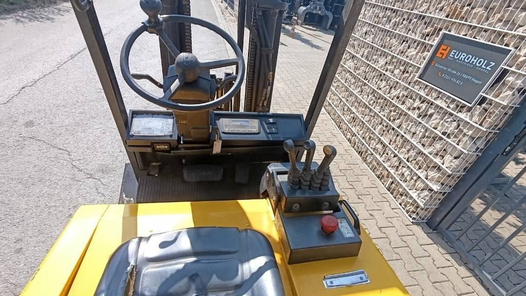 Yale ERP 25 Triplex 4,3 m, Zusatzhydr., Hubkraft 2,5 t - Carretilla elevadora eléctrica: foto 3 Yale ERP 25 Triplex 4,3 m, Zusatzhydr., Hubkraft 2,5 t - Carretilla elevadora eléctrica: foto 3